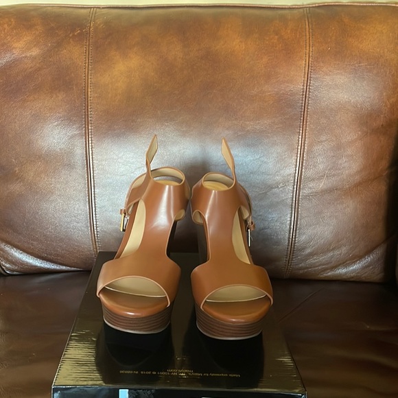 Cognac open toe wedge sandal - Picture 1 of 6